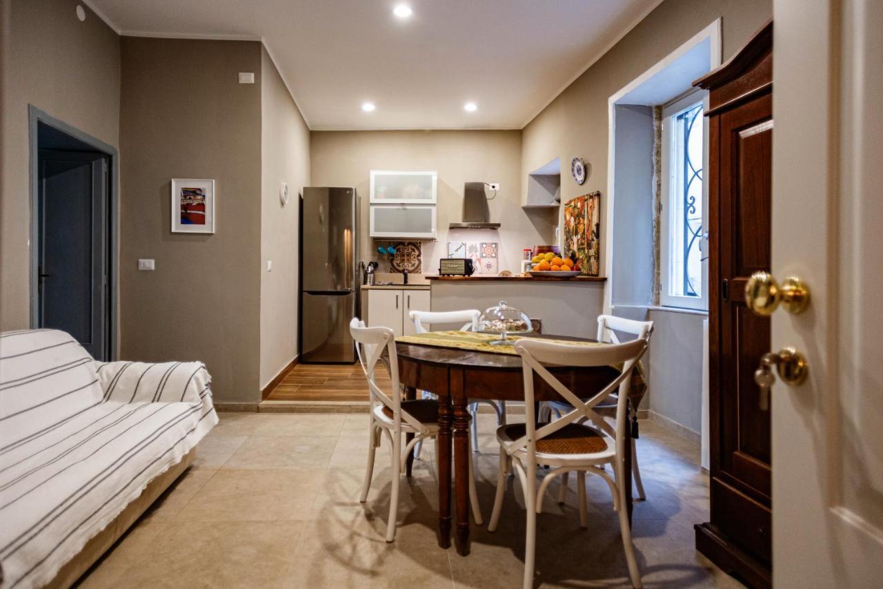 Dimora Di Ulisse Sea View Holiday Apartment Syracuse Ngoại thất bức ảnh